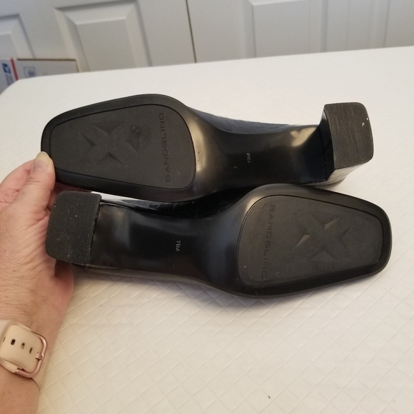 Bandolino Womens Heels Black Embossed Patten Leather  Size 7.5M - Picture 9 of 11